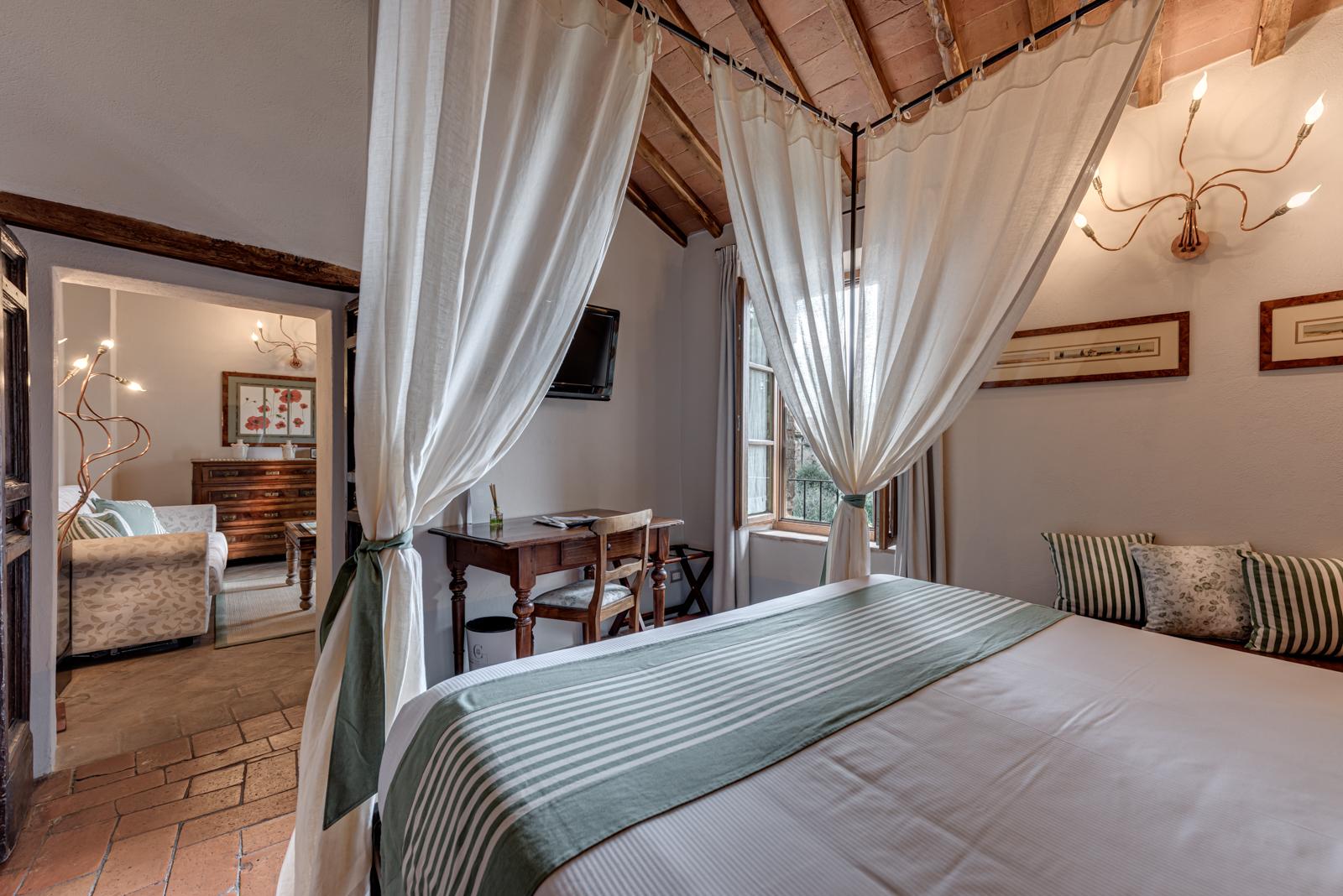 Hotel Palazzo Del Capitano Wellness E Relais San Quirico dʼOrcia Zewnętrze zdjęcie