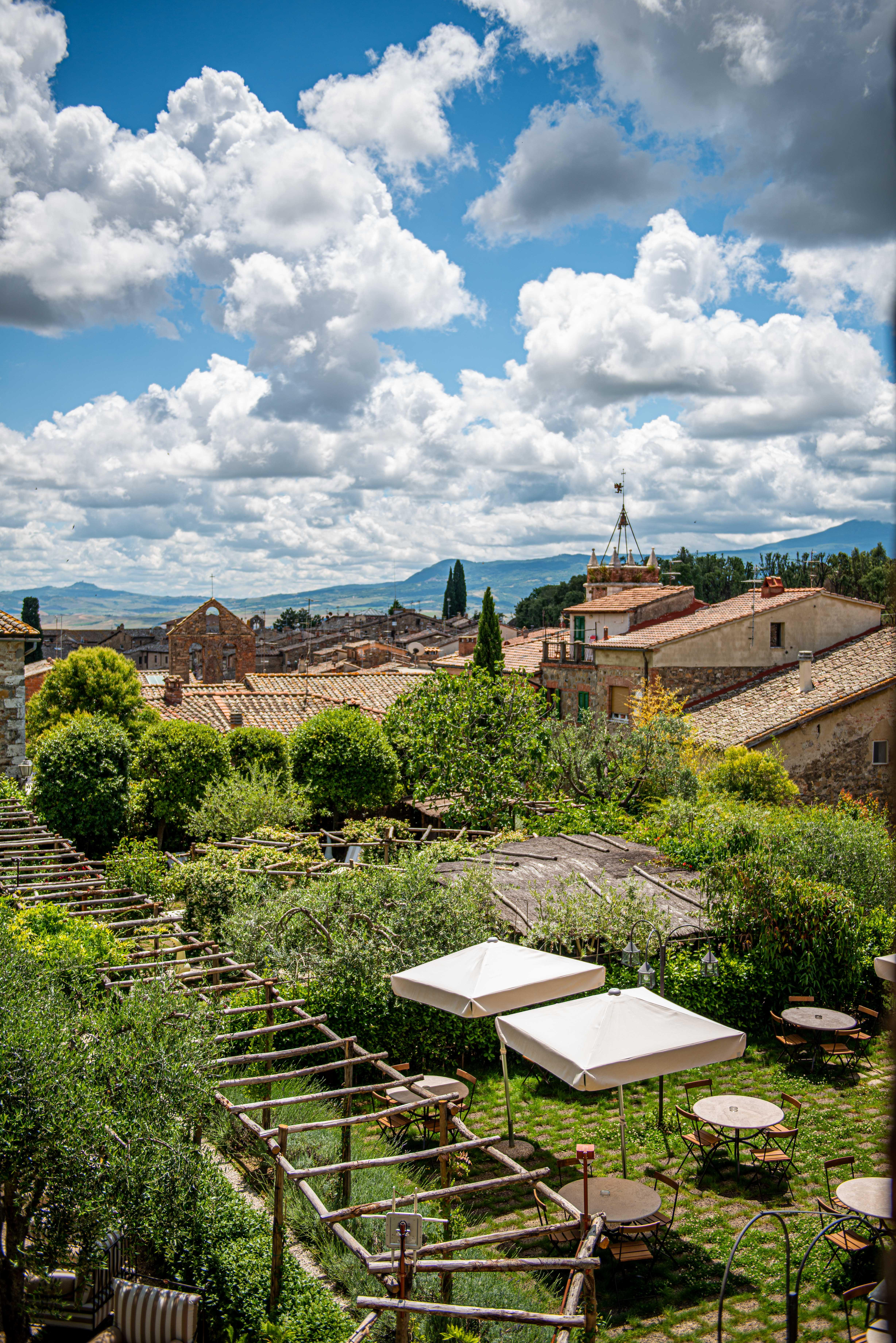 Hotel Palazzo Del Capitano Wellness E Relais San Quirico dʼOrcia Zewnętrze zdjęcie